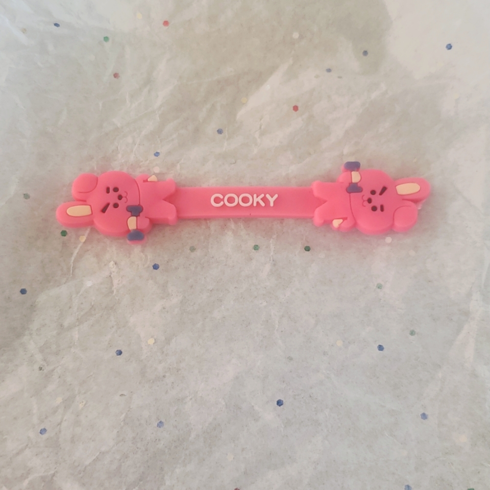 BTS Kpop BT21 Cooky JungKook Cord Organizer